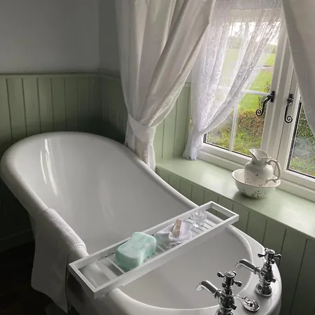 Christie'S Cottage Countryside Escape With Spa Dungiven Exterior photo